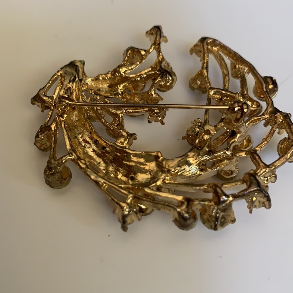 Vintage crystal brooch - Picture 7 of 9